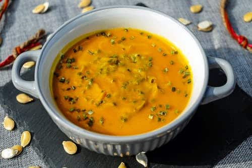 Sopa De Abóbora Com Couve Fácil - Faça Já