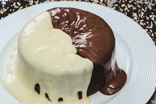 Bolo Vulcão de Chocolate - Faça essa Receita Incrível