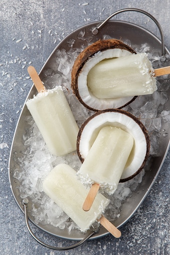 Como Fazer Um Delicioso Picolé De Coco