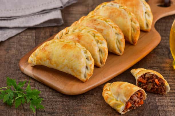 Faça Agora Esse Delicioso Calzone De Carne Moída