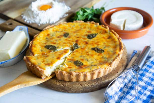 Experimente Essa Saborosa Quiche De Três Queijos