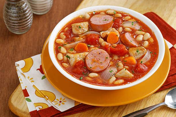 Aprenda fazer esse saboroso cassoulet simples