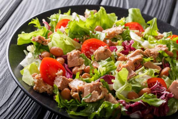 Experimente essa incrível salada de atum