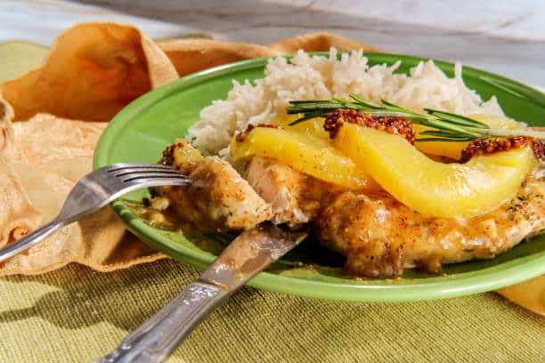 Saboreie esse delicioso frango com abacaxi