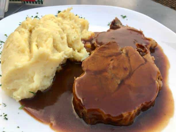 Prepare esse delicioso molho madeira