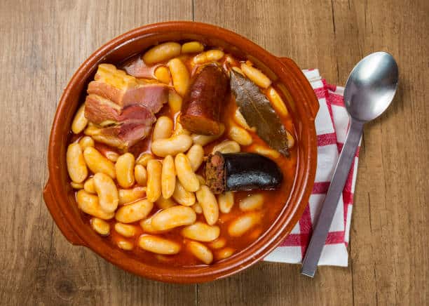 Fabada espanhola clássica